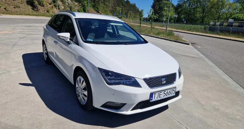 seat leon świętokrzyskie Seat Leon cena 38500 przebieg: 260000, rok produkcji 2016 z Małogoszcz